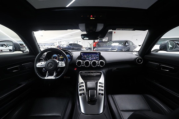 Mercedes-Benz AMG GT C 16 of 29
