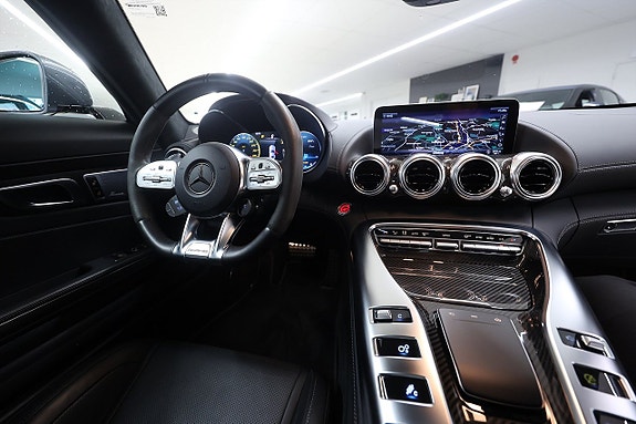 Mercedes-Benz AMG GT C 17 of 29