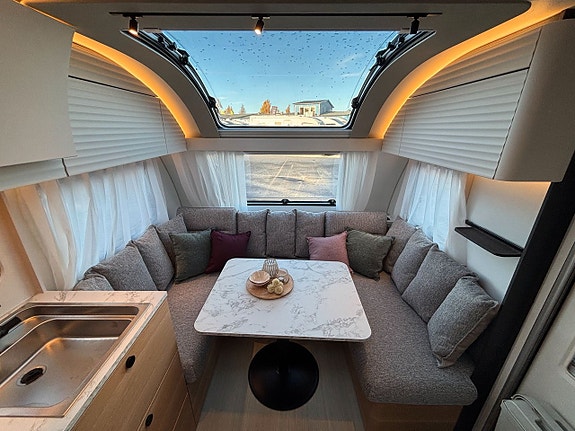 Adria Adora 572 UT -Långbädd-Alde-DEMOUTFÖRSÄLJNING-REA! 9 of 20