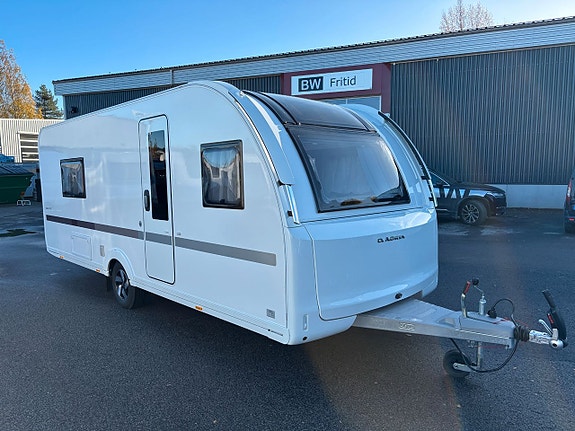 Adria Adora 572 UT Långbäddar - Separat dusch - Alde -Smidig