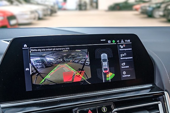 BMW 840i 25 of 30