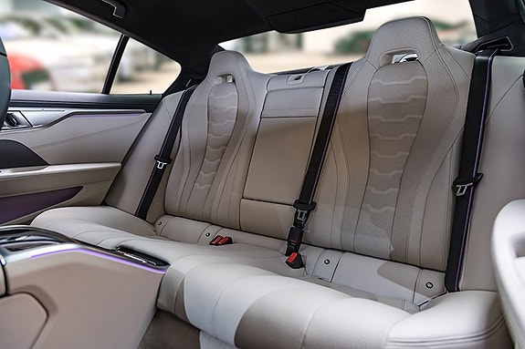 BMW 840i 30 of 30