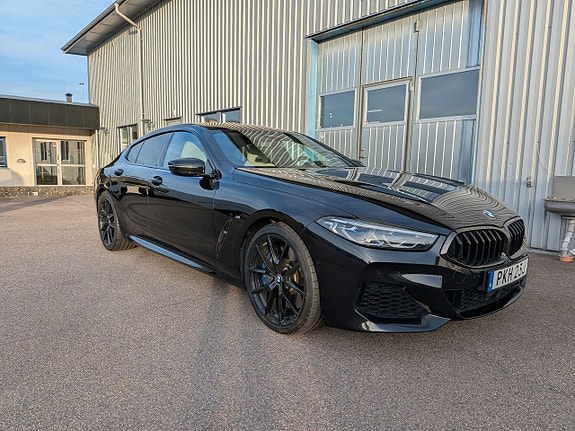 BMW 840i 13 of 30