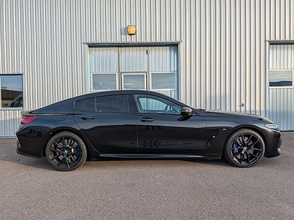 BMW 840i 10 of 30