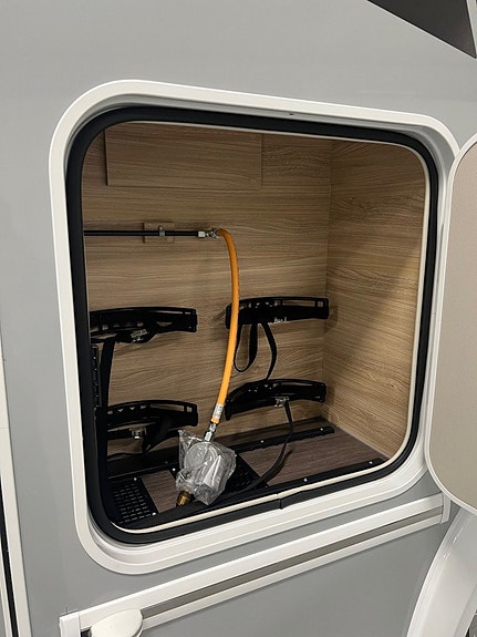 Knaus VAN TI PLUS PLATINUM SELECTION 650 MEG 4 of 5