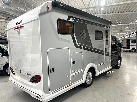Knaus VAN TI PLUS PLATINUM SELECTION 650 MEG 2 of 5