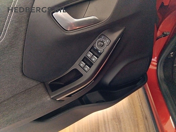Ford Puma 13 of 15