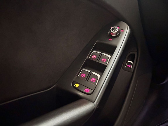Audi A4 5 of 5