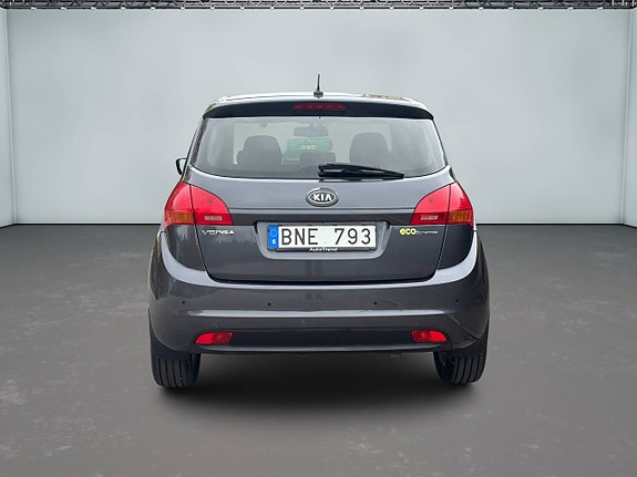 Kia Venga 7 of 11