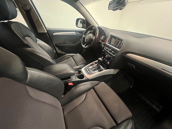 Audi Q5 9 of 23