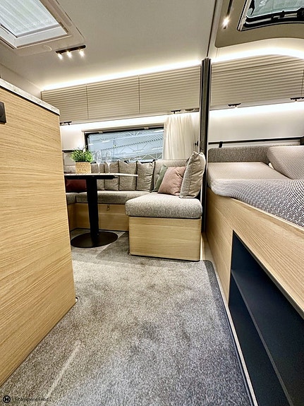 Adria Adora 573 PT *barnkammare 6 of 17