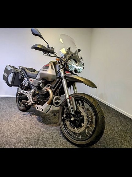 Moto Guzzi V85 Traveler  Mistral Helsysem