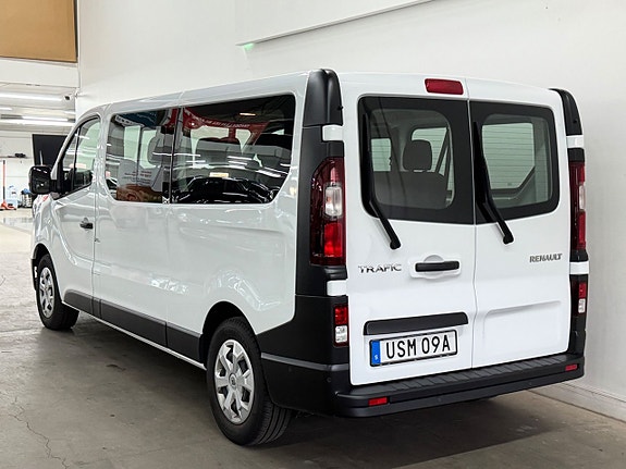 Renault Trafic 3 of 5