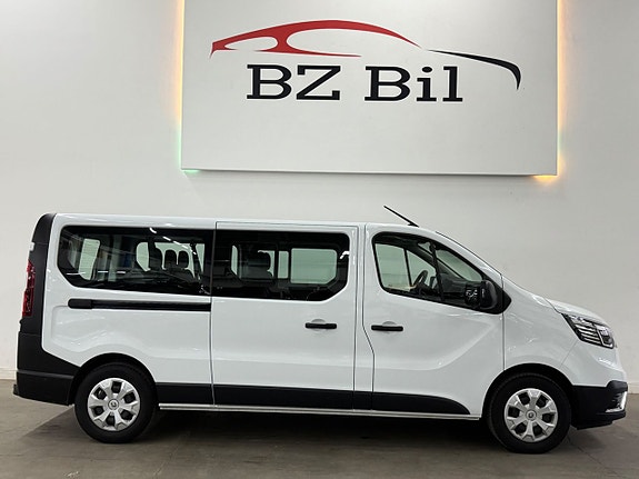 Renault Trafic 5 of 5