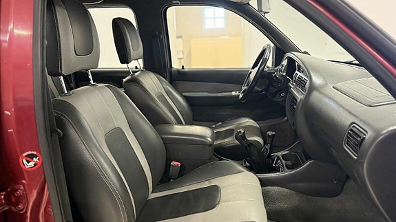 Ford Ranger 14 of 21