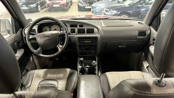 Ford Ranger 15 of 21
