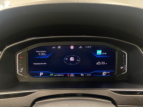 Volkswagen Passat Alltrack 14 of 18