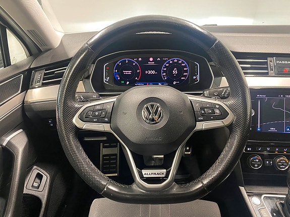 Volkswagen Passat Alltrack 10 of 18