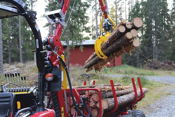 TYM traktor 2500L med Kranman T1850 4WD Pro 9 of 12