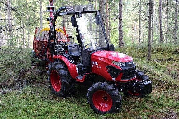 TYM traktor 2500L med Kranman T1850 4WD Pro 4 of 12