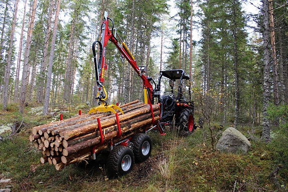 TYM traktor 2500L med Kranman T1850 4WD Pro 7 of 12