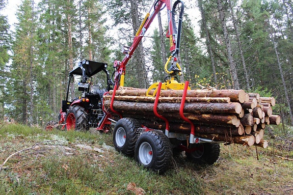 TYM traktor 2500L med Kranman T1850 4WD Pro 8 of 12
