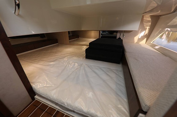 Marex 330, 2x Mercury 3.0 270hk, Joystick, -24, HÖSTPRIS! 10 of 12