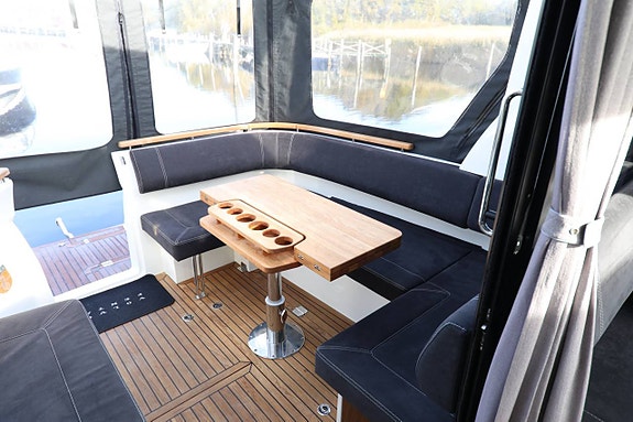 Marex 330, 2x Mercury 3.0 270hk, Joystick, -24, HÖSTPRIS! 8 of 12