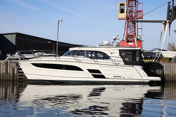 Marex 330, 2x Mercury 3.0 270hk, Joystick, -24, SE SPEC!