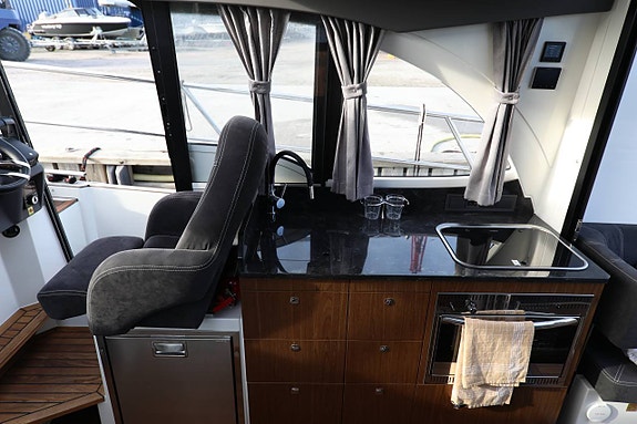 Marex 330, 2x Mercury 3.0 270hk, Joystick, -24, HÖSTPRIS! 6 of 12