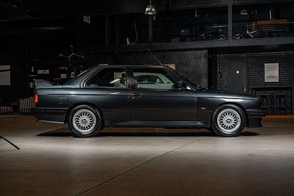 BMW M3 6 of 28