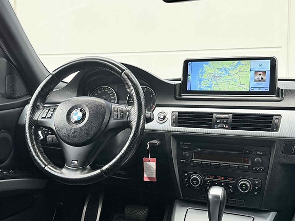 BMW 320 14 of 16