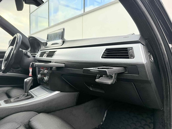 BMW 320 13 of 16