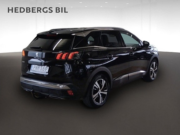 Peugeot 3008 3 of 5