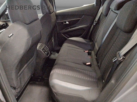 Peugeot 3008 8 of 16