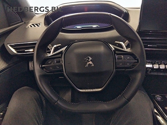 Peugeot 3008 9 of 16