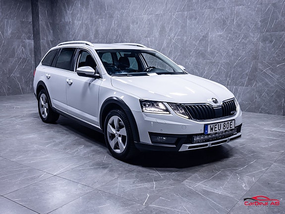 Skoda Octavia Scout 9 of 27