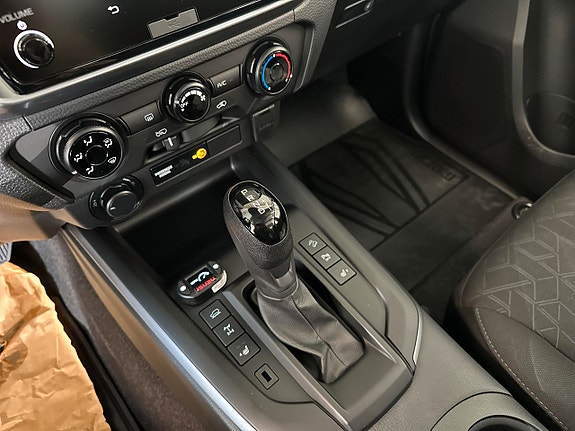 Isuzu D-max 8 of 11