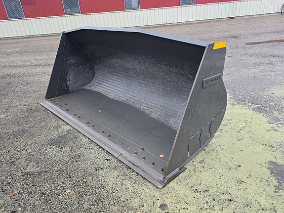 Volvo grusskopa 2000l ST BM