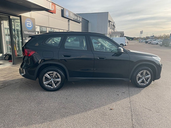 BMW X1 5 of 5