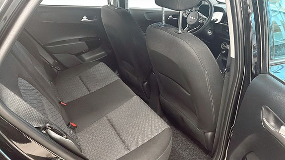 Kia Picanto 5 of 14
