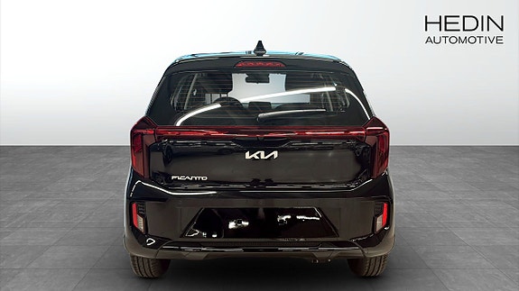 Kia Picanto 7 of 14