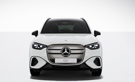 Mercedes-Benz GLC400 2 of 5
