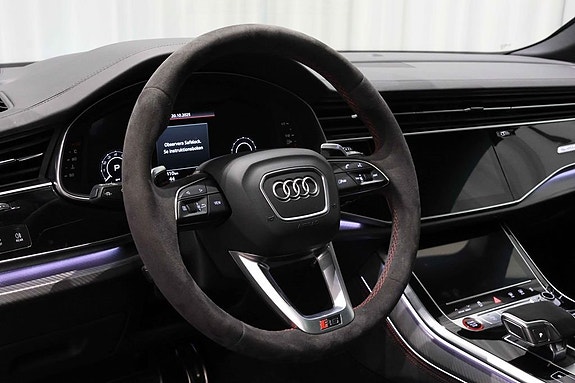 Audi RS Q8 15 of 26