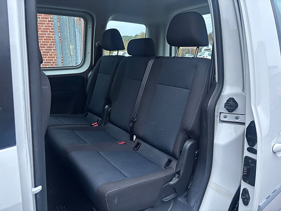 Volkswagen Caddy 9 of 13