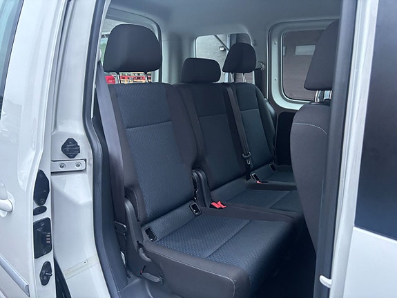 Volkswagen Caddy 8 of 13