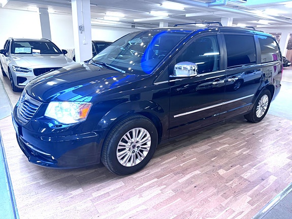 Lancia Voyager 2 of 23
