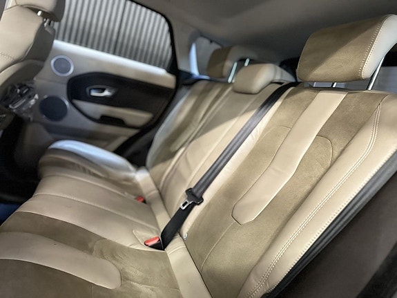 Land Rover Range Rover Evoque 14 of 27