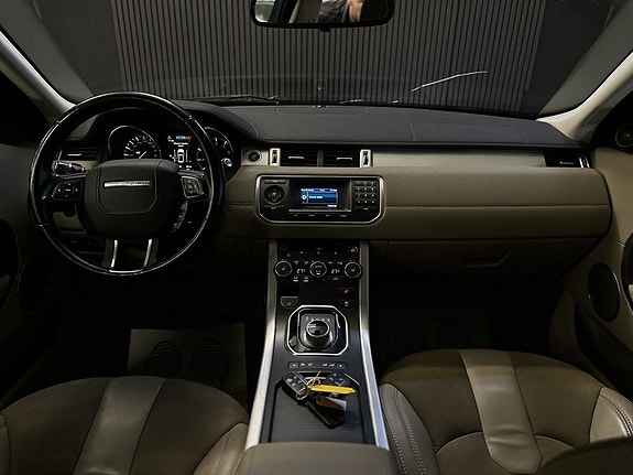 Land Rover Range Rover Evoque 19 of 27