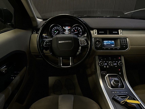 Land Rover Range Rover Evoque 20 of 27